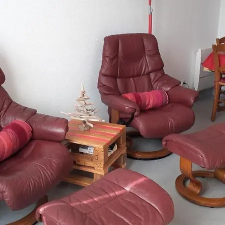 Petit 30 M2-plein Sud-2 Pers-1er Etage-wifi Fibre Gratuite-sans Ascenseur-non Fumeur-pas D'animaux -reservation A Partir De 2 Nuits Tarbes