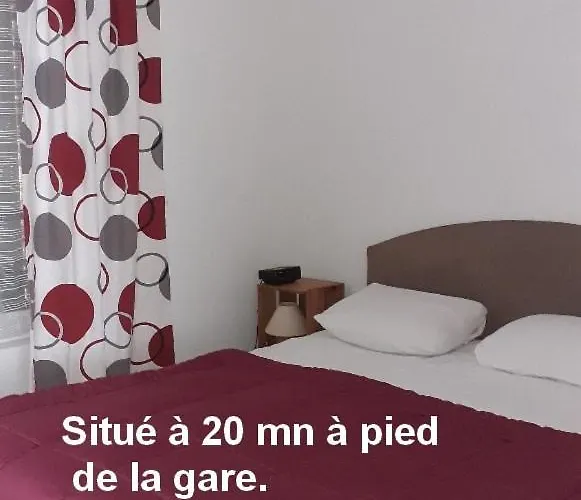Petit 30 M2-plein Sud-2 Pers-1er Etage-wifi Fibre Gratuite-sans Ascenseur-non Fumeur-pas D'animaux -reservation A Partir De 2 Nuits Apartament