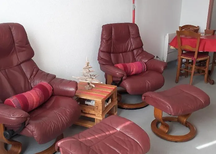 Petit 30 M2-plein Sud-2 Pers-1er Etage-wifi Fibre Gratuite-sans Ascenseur-non Fumeur-pas D'animaux -reservation A Partir De 2 Nuits Tarbes