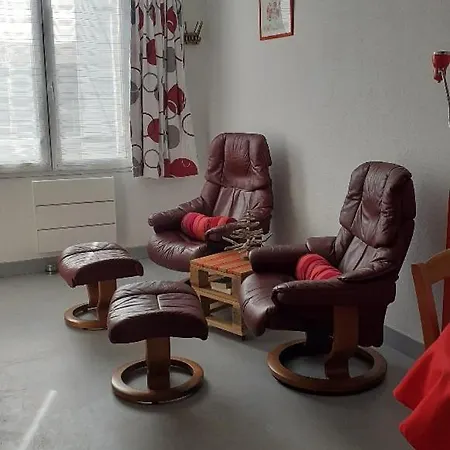 Petit 30 M2-plein Sud-2 Pers-1er Etage-wifi Fibre Gratuite-sans Ascenseur-non Fumeur-pas D'animaux -reservation A Partir De 3 Nuits Apartmán Tarbes